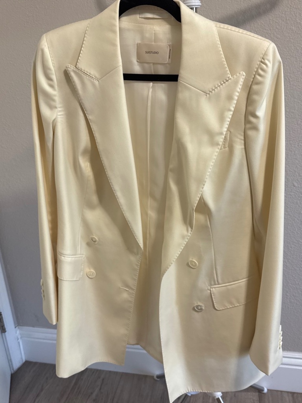 Suistudio cream blazer